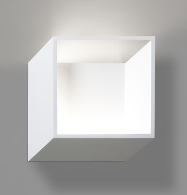 Delta Light Forty-5 LED Wall light. White