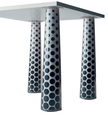 Magis n°1 Decoration - For the Flare tables legs - Set of 4. Black