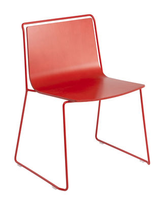 Ondarreta Alo Chair - Varnished wooden shell. Red