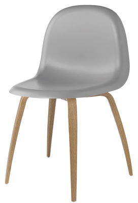 Gubi 5 Chair - Plastic shell & wood legs.