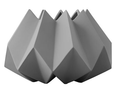 Menu Folded Vase - Clay - Ø 22 cm. Dark grey