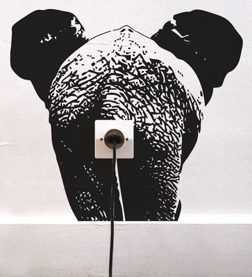 Domestic Zoo Eléphant Sticker. Black