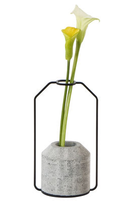 Spécimen Editions Weight D Vase - Model D : W 13 cm x H 22 cm. Concrete grey