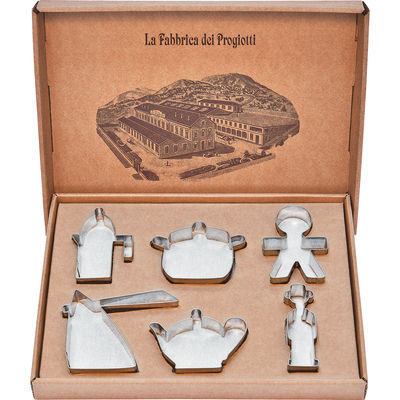 A di Alessi Progiotti Shape cutter - Set of 6. Silver