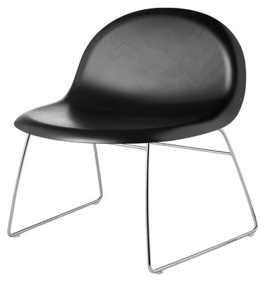 Gubi 4 Low armchair - H 40 cm - Sledge - Wood seat. Black