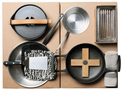 Malle W. Trousseau Kitchenware set - N°2 Cooking tray - 11 kitchen essentials for cooking. Cardboard