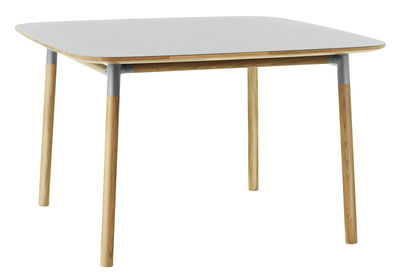 Normann Copenhagen Form Table - 120 x 120 cm. Grey,Oak