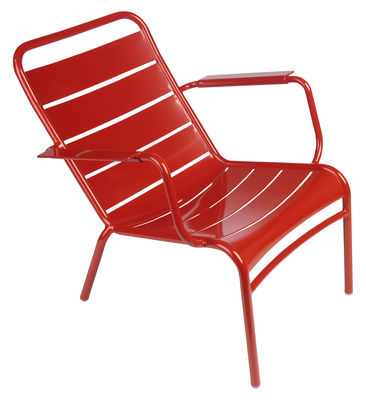 Fermob Luxembourg Low armchair. Poppy red