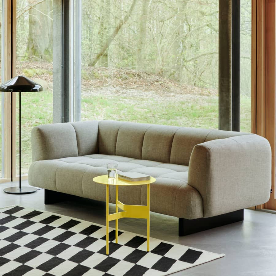 Canapé Quilton Lift et Table basse Shim Hay - Design scandinave