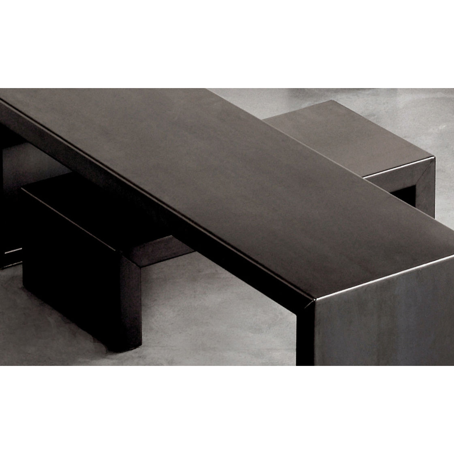 Zeus Black - End Table Irony - Phosphated Steel - Designer Maurizio Peregalli