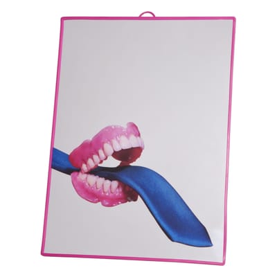 seletti - miroir à poser toilet paper en plastique, verre sérigraphié couleur rose 22.89 x 22.5 30 cm designer pierpaolo ferrari made in design