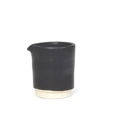 frama - pot à lait otto en céramique, grès émaillé couleur noir 16.13 x 8 cm made in design