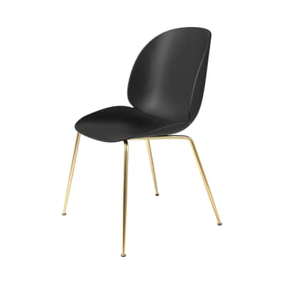 Chaise Beetle plastique noir / Pieds laiton - Gubi
