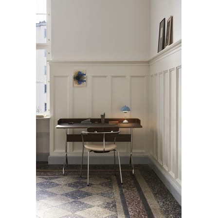 Fauteuil empilable Pavilion AV4 beige bois naturel / assise rembourrée - &tradition