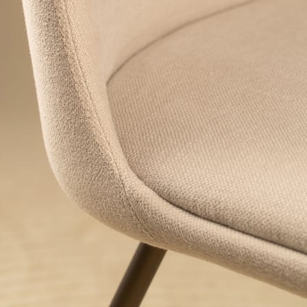 Chaise rembourrée Rely HW9 tissu beige  / Seconde vie - &tradition