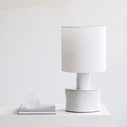 Tischleuchte Catherine keramik weiß / Sandstein & Gewebe - Ø 25 x H 47 cm - Serax
