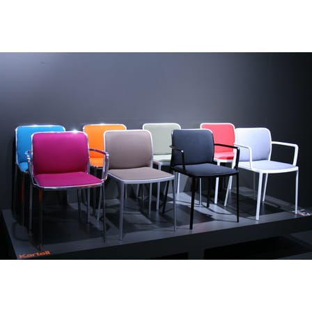 Chaise rembourrée Audrey Soft tissu marron / Structure alu poli - Kartell