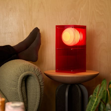 Lampe de table Lop Small Rectangle plastique rouge / Lauréat Archiproducts Design Award - BANG