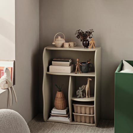 Bibliothèque enfant Slope bois beige / 66 x H 95 cm - Ferm Living