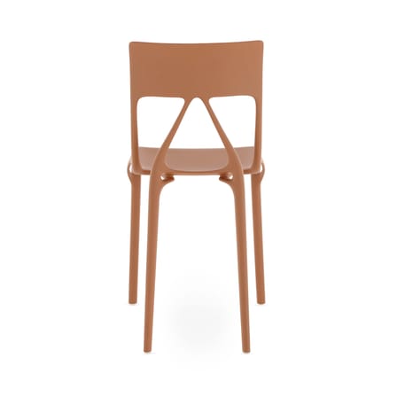 Chaise empilable A.I. Lite plastique marron / Conçu par intelligence artificielle - Recyclé - Kartell