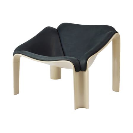 Fauteuil rembourré F300 cuir noir / Pierre Paulin, réédition 1965 - Gubi