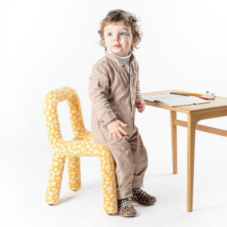 Chaise enfant Mini Bold tissu jaune / Rembourrée - Moustache