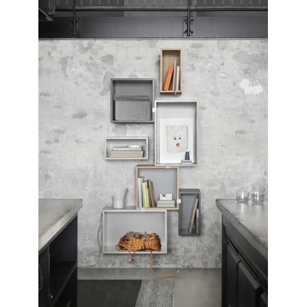 Stacked Shelf wood grey / Medium carré 43x43 cm / Avec fond - Muuto
