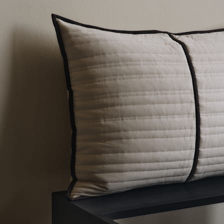 Coussin Vari blanc / 60 x 80 cm - Matelassé - Ferm Living