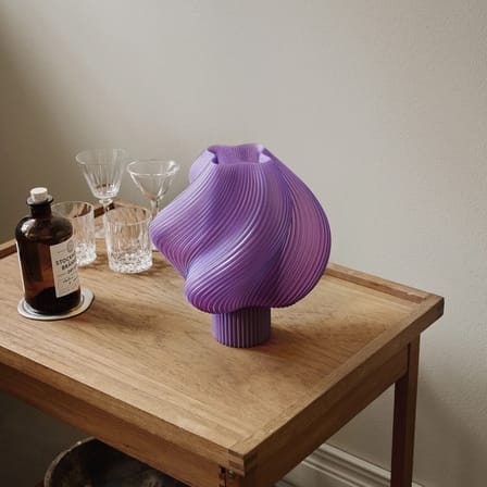 Lampe de table Soft Serve Regular violet / H 26 cm - CRÈME ATELIER
