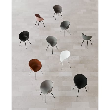 Fauteuil rembourré About a chair AAC27 cuir marron / Cuir intégral & métal - Hay