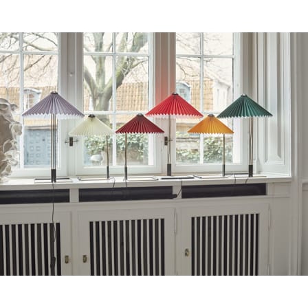 Lampe de table Matin Small LED tissu rouge / H 38 cm - Hay