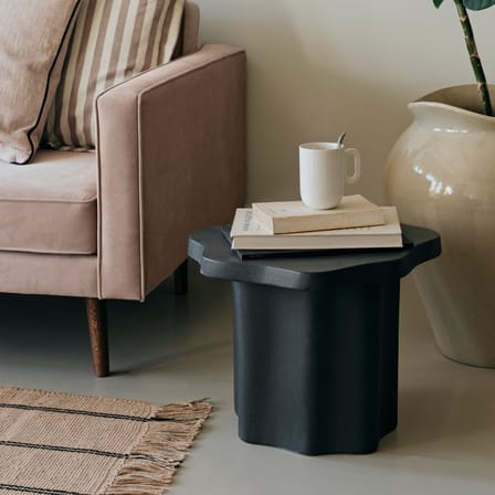 Table d'appoint Sonja céramique noir / 42,5 x 46,5 x H 36 cm - BROSTE COPENHAGEN