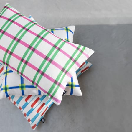 Housse de coussin Clash tissu multicolore / 50 x 30 cm - & klevering