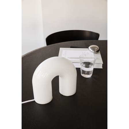 Lampe de table Vuelta LED verre blanc / L 21 x H 21 cm - Ferm Living