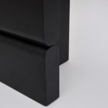 Table d'appoint Coloured Wood Noon bois noir / Ø 38 x H 42,5 cm - NOBODINOZ