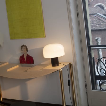 Lampe de table Bellhop Glass T verre marron - Flos