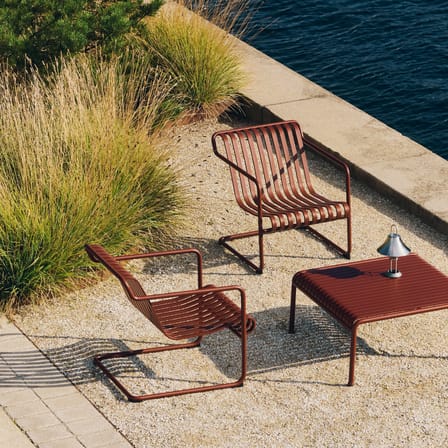 Fauteuil bas Palissade Cantilever Lounge métal rouge - Hay