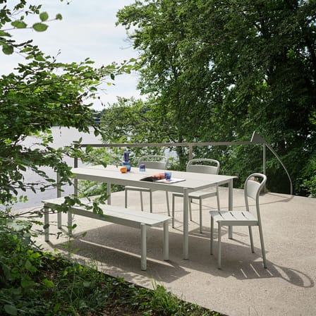 Stapelbarer Stuhl Linear metall braun beige / Stahl - Muuto