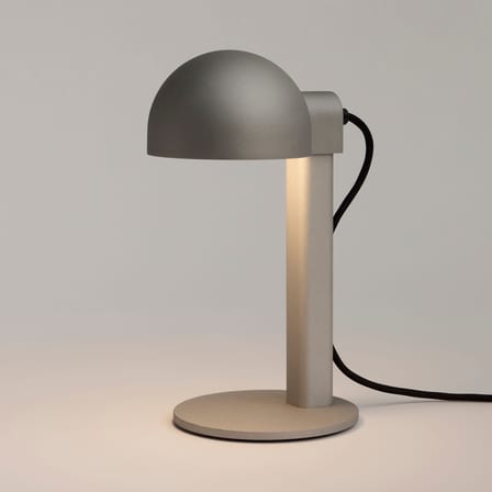 Lampe de table Posto métal  - Hay
