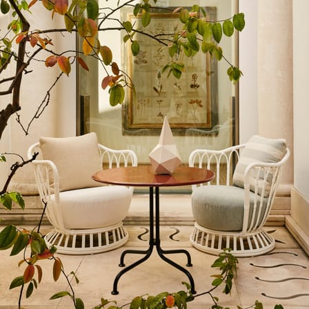 Fauteuil rembourré Grace Outdoor tissu Fauteuil rembourré Grace Outdoor tissu / Tressage polyéthylène - Gubi