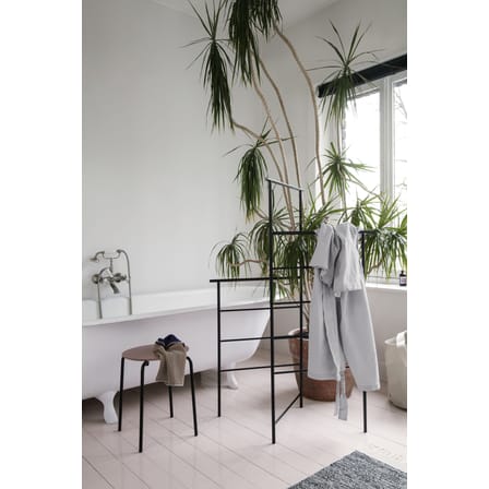 Sgabello Herman legno nero / Legno & metallo - Ferm Living