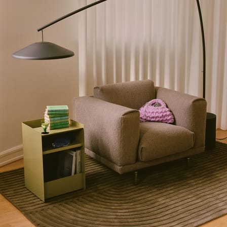 Desserte à roulettes Folded Low métal vert / Ouvert - H 61,5 cm - Muuto