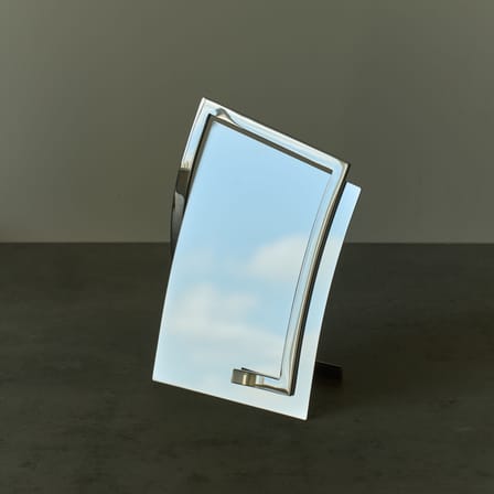 Qua A5 Free standing mirror metal mirror / L 18.1 x H 23.7 cm - BANG