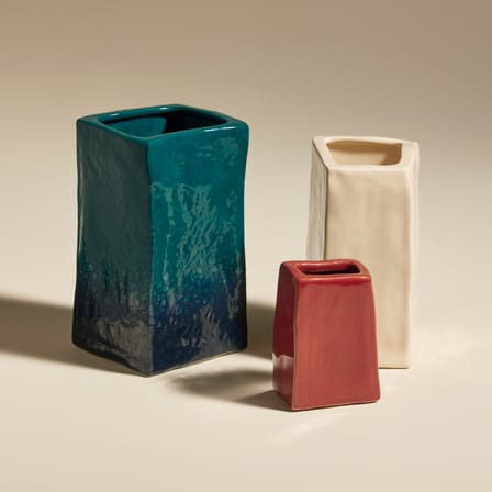 Vase Nomad céramique bleu / 11 x 11 x H 21 cm - Maison Sarah Lavoine