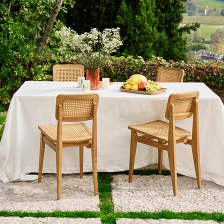 Chaise C-Chair OUTDOOR / Cannage & teck - Réédition 1947 - Gubi