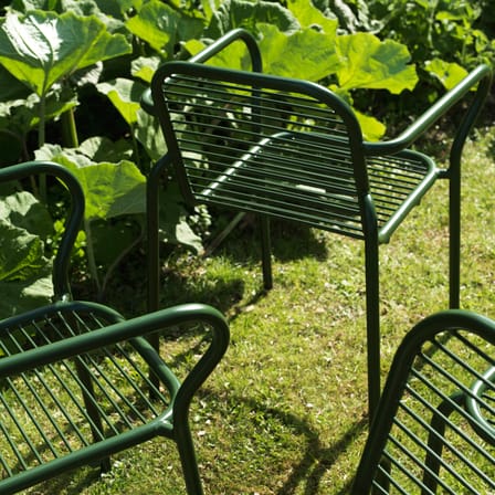 Fauteuil de repas empilable Vig métal vert - Normann Copenhagen