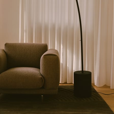 Fauteuil rembourré Rest tissu beige - Muuto