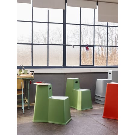 Tabouret Stool-Tool plastique vert / Multifonction - Vitra