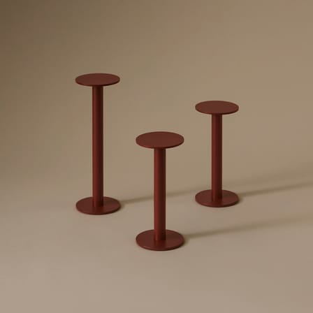 Kabellose, wiederaufladbare Außenlampe Host Large metall rot / LED - H 30 cm / Magnetische Befestigung - Hay
