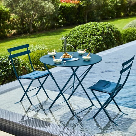 Bistro Foldable table metal beige / Ø 77 cm - 3/4 persons - Parasol hole - Fermob